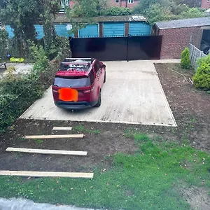 https://spacious-3bhk-near-heathrow.brighton-hotels-england.com